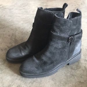 Vince black shearling boot